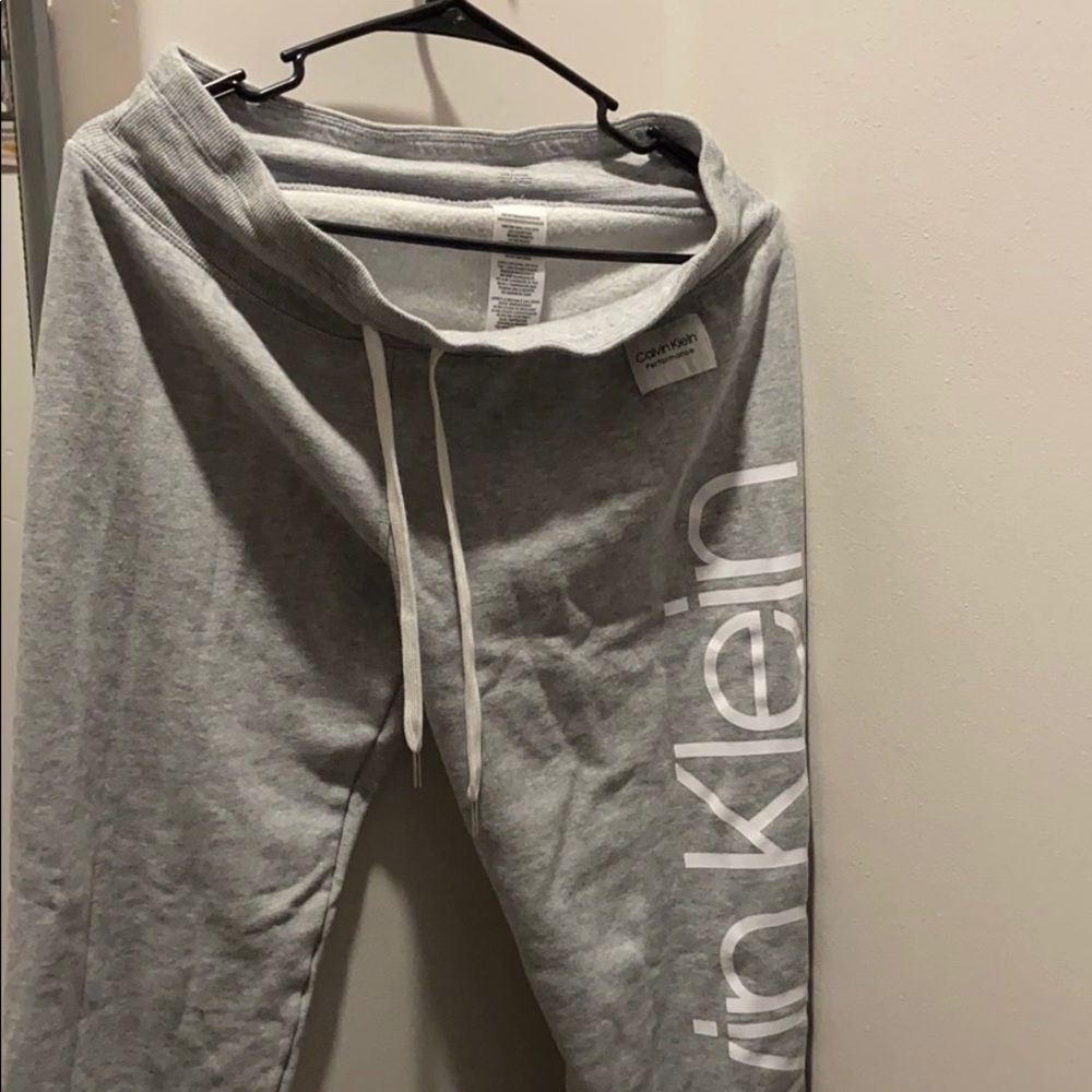 sweat pants